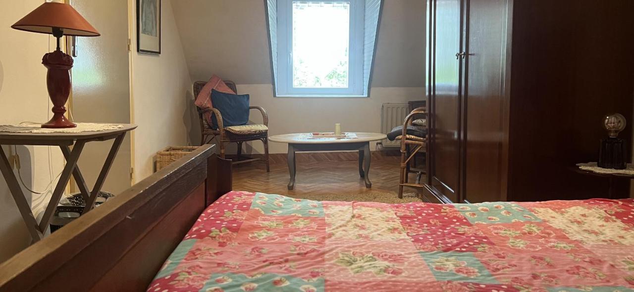 Double & Family Rooms In Tranquility In Blue Saint-Mars-sur-la-Futaie ภายนอก รูปภาพ